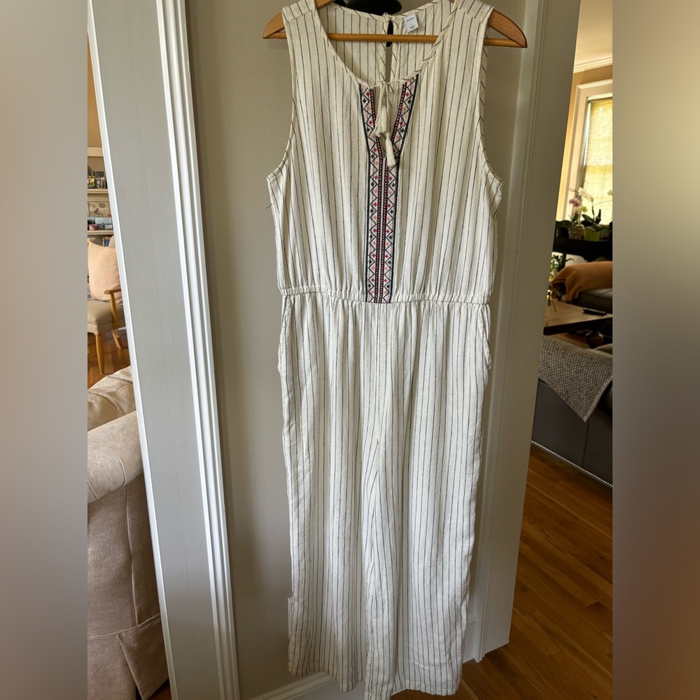 Old Navy women’s striped linen pants suit